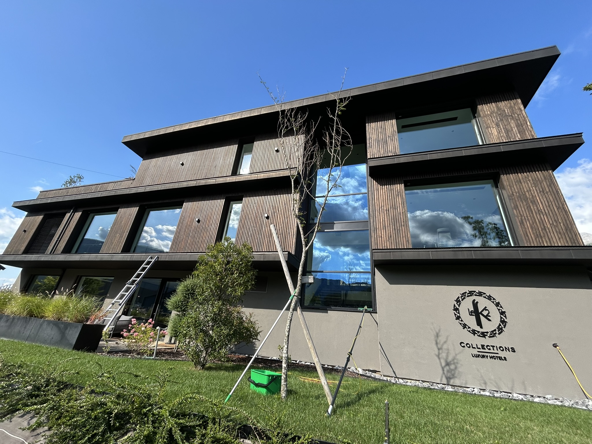   Nettoyage de vitres d'entreprises et commerces