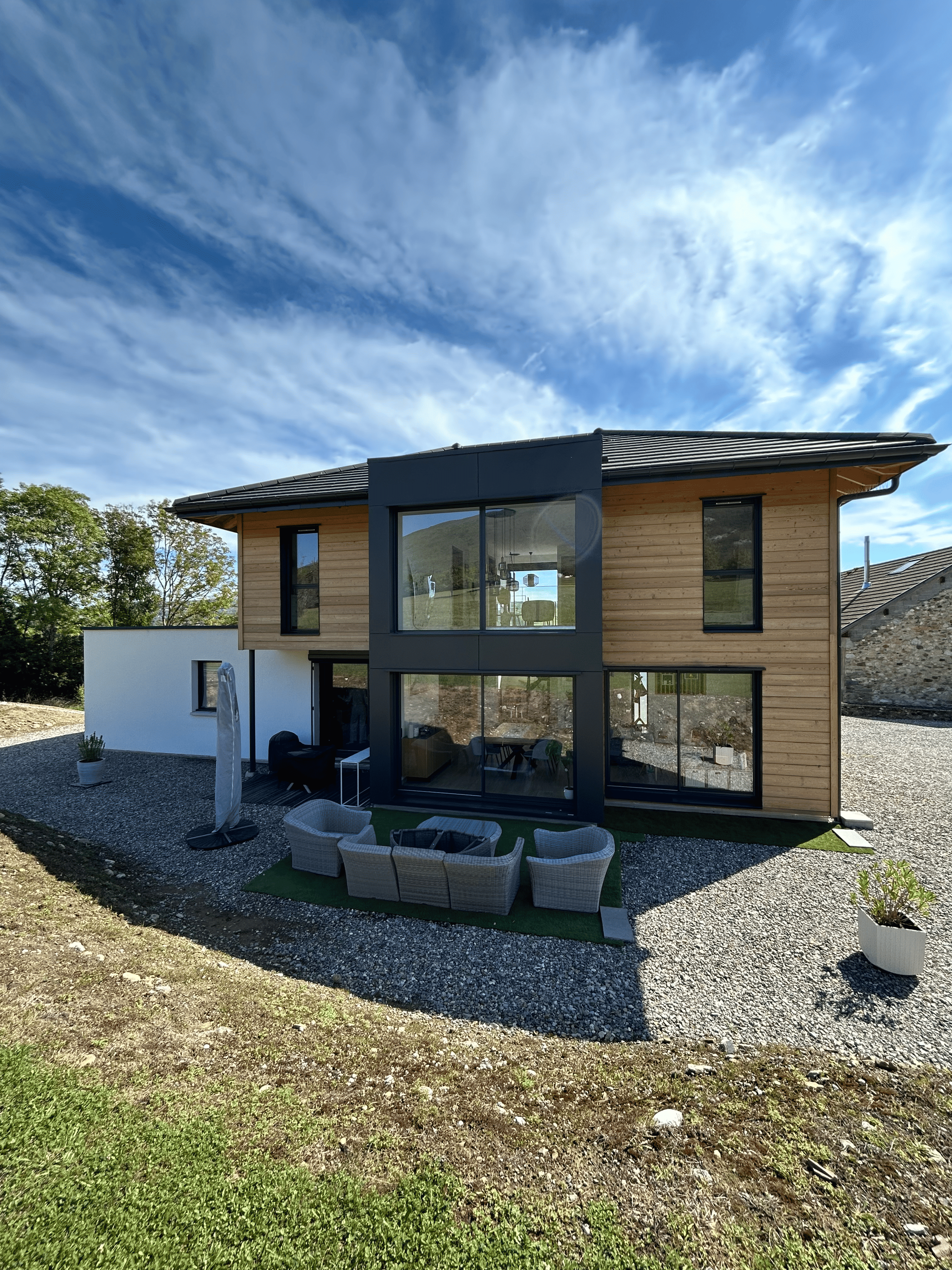 Nettoyage vitres et baies vitrées difficile d'accès chez un particulier